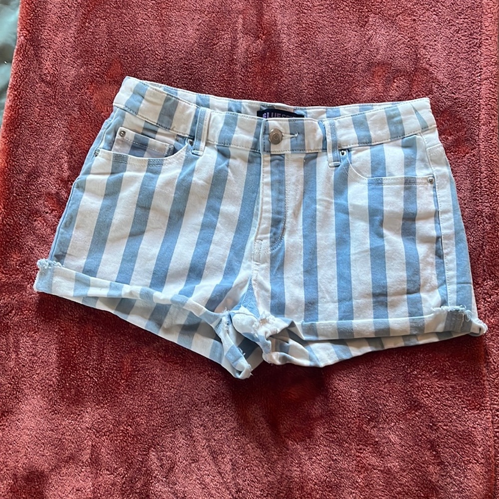 Blue spice , size 7 blue and white pin stripe shorts